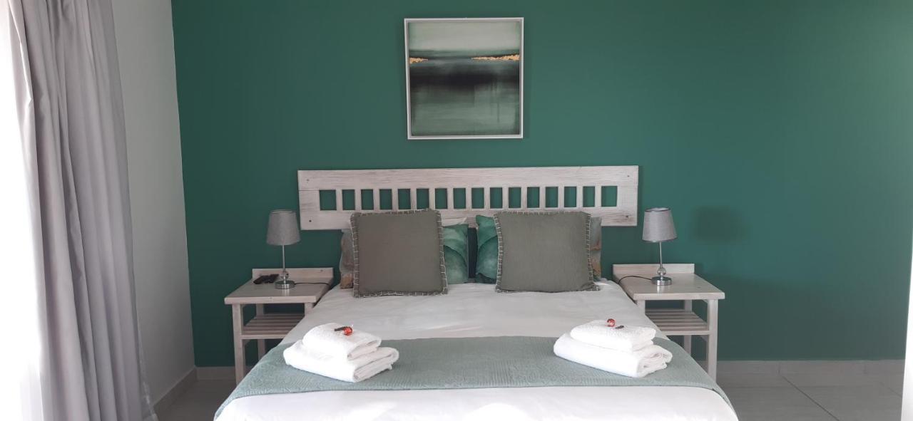 Ocean View Guest House Jeffreys Bay Εξωτερικό φωτογραφία